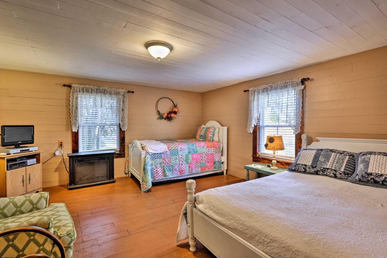 Lil Red Hen Cottage In The Boone Area With Hot Tub West Jefferson Exterior foto